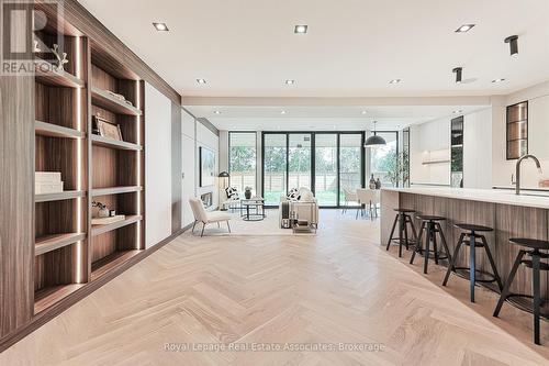 700 Montbeck Crescent, Mississauga, ON - Indoor