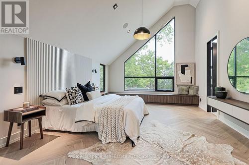 700 Montbeck Crescent, Mississauga, ON - Indoor Photo Showing Bedroom