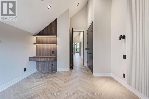 700 Montbeck Crescent, Mississauga, ON - Indoor Photo Showing Other Room