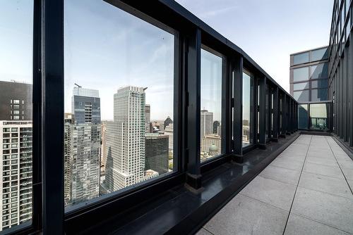 View - 3911-1188 Rue St-Antoine O., Montréal (Ville-Marie), QC -  With Exterior