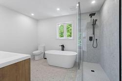 Ensuite bathroom - 
