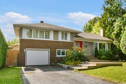 209 Rue Hertel  Beloeil, QC J3G 3N2