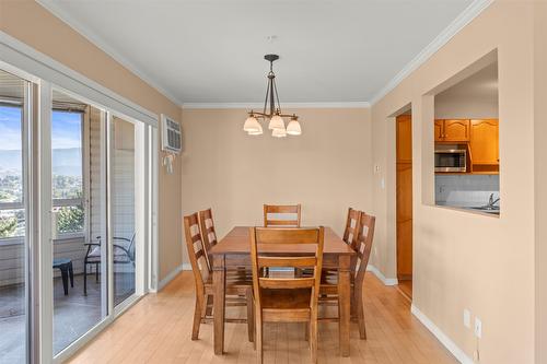202-3806 35 Avenue, Vernon, BC - Indoor Photo Showing Dining Room