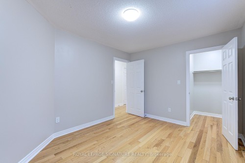 47 Lake Crescent, Barrie, ON - Indoor Photo Showing Other Room