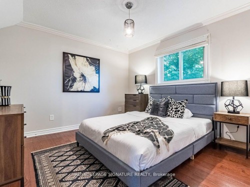 1206 Glenashton Drive, Oakville, ON - Indoor Photo Showing Bedroom