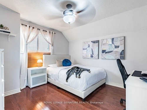 1206 Glenashton Drive, Oakville, ON - Indoor Photo Showing Bedroom