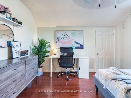 1206 Glenashton Drive, Oakville, ON - Indoor Photo Showing Bedroom