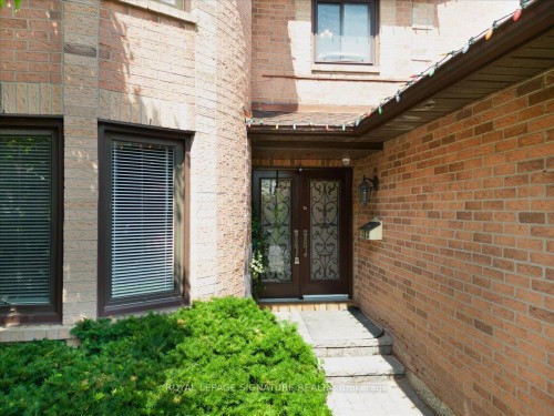 6019 Tillsdown Drive, Mississauga, ON - Outdoor With Exterior