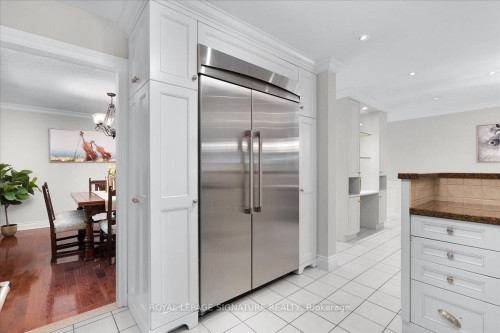 6019 Tillsdown Drive, Mississauga, ON - Indoor Photo Showing Other Room