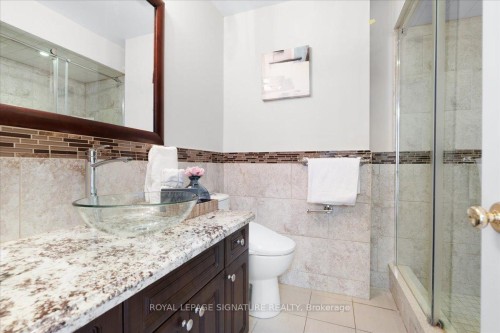 6019 Tillsdown Drive, Mississauga, ON - Indoor Photo Showing Bathroom