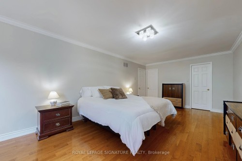1729 Pengilley Place, Mississauga, ON - Indoor Photo Showing Bedroom