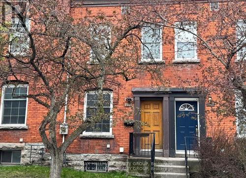 478 CUMBERLAND STREET  Ottawa, ON K1N 7J9
