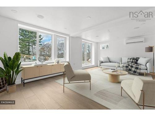 132 Regent Street, Chester, NS 