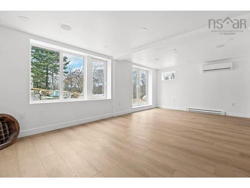 132 Regent Street, Chester, NS 