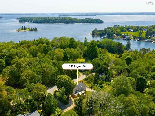 132 Regent Street, Chester, NS 