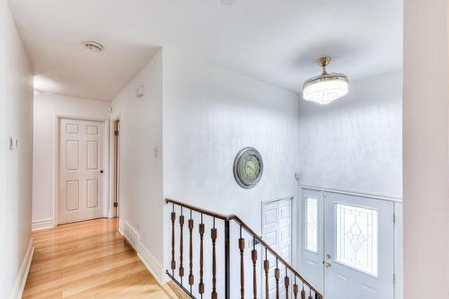 Hall d'entrée/Vestibule - 15 Rue Ash, Dollard-Des-Ormeaux, QC - Indoor Photo Showing Other Room