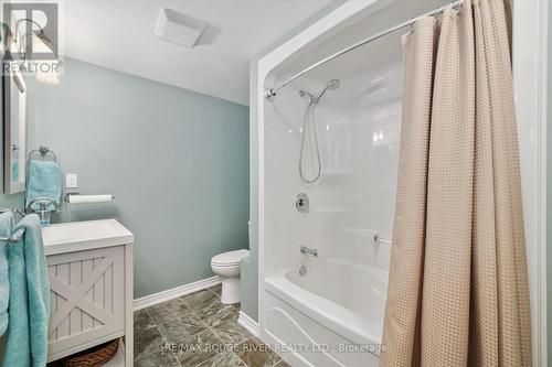 378 Lonsberry Drive, Cobourg, ON - Indoor Photo Showing Bathroom