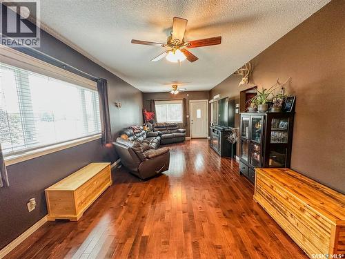 87 Collacott Street W, Yorkton, SK - Indoor