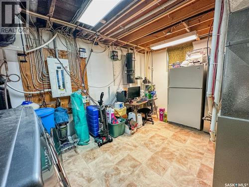 87 Collacott Street W, Yorkton, SK - Indoor Photo Showing Basement