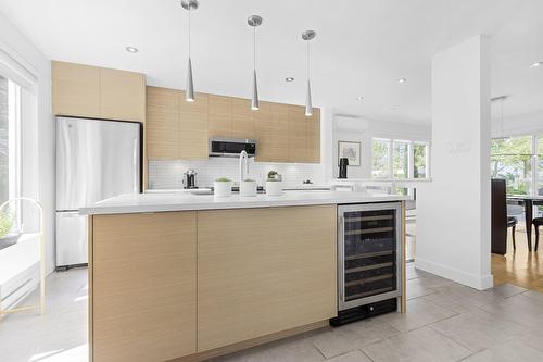 Cuisine - 6826 Route Marie-Victorin, Sainte-Croix, QC - Indoor Photo Showing Kitchen With Upgraded Kitchen