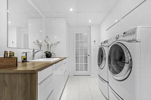 Salle de bains - 6826 Route Marie-Victorin, Sainte-Croix, QC - Indoor Photo Showing Laundry Room