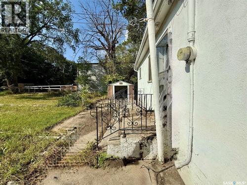 807 29Th Street W, Saskatoon, SK - Outdoor