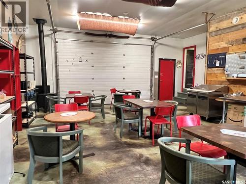 111 Railway Avenue N, Middle Lake, SK 