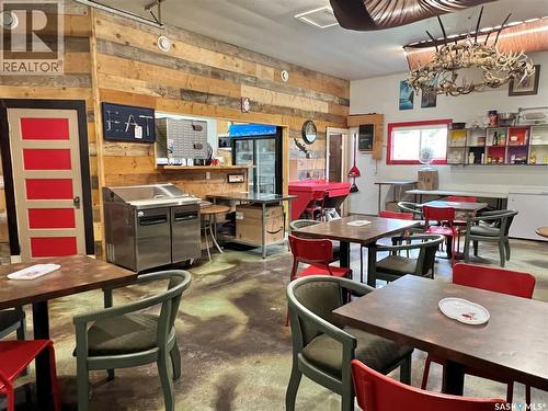 111 Railway Avenue N, Middle Lake, SK 