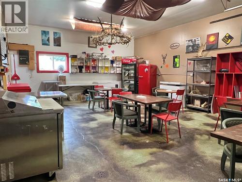 111 Railway Avenue N, Middle Lake, SK 