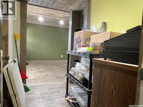 111 Railway Avenue N, Middle Lake, SK 