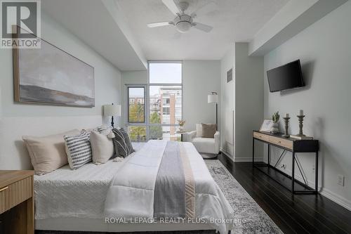 410 - 70 Port Street E, Mississauga, ON - Indoor Photo Showing Bedroom