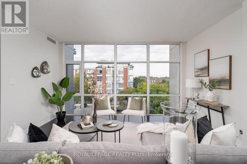 410 - 70 Port Street E, Mississauga, ON - Indoor Photo Showing Living Room