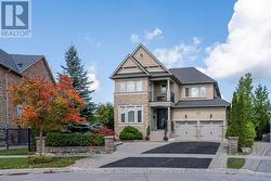 35 VANDERVOORT DRIVE  Richmond Hill, ON L4E 0C7
