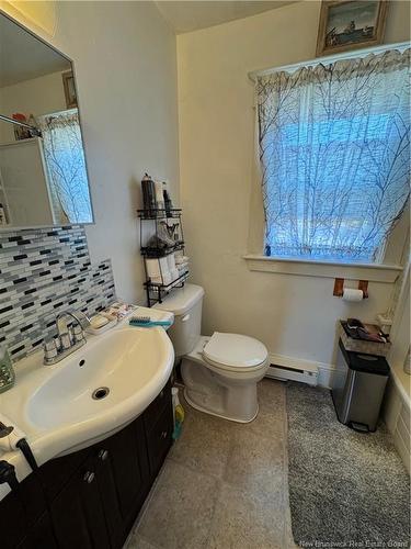 869 Main St, Blacks Harbour, NB 