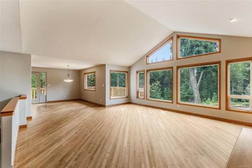 1010 Middlegate Rd, Errington, BC 