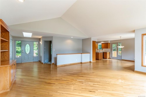 1010 Middlegate Rd, Errington, BC 