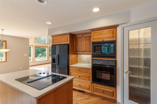 1010 Middlegate Rd, Errington, BC 