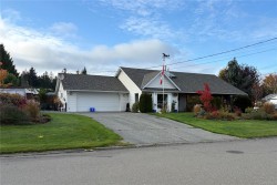 697 Woodburn St  Parksville, BC V9P 2M1