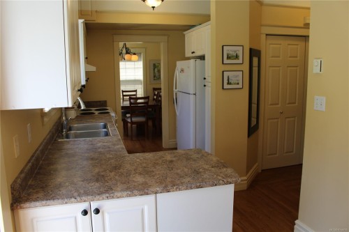 1046 St. Charles St, Victoria, BC 