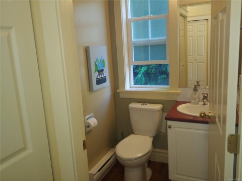 1046 St. Charles St, Victoria, BC 