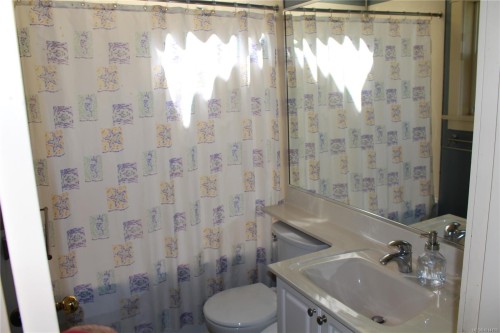 1046 St. Charles St, Victoria, BC 