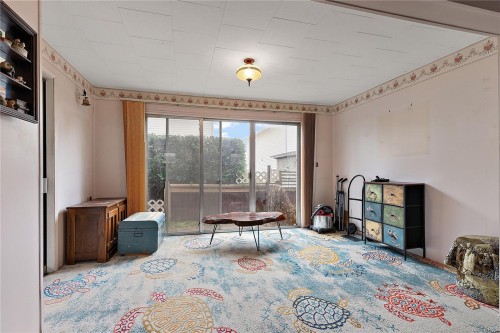 9616 Sixth St, Sidney, BC 