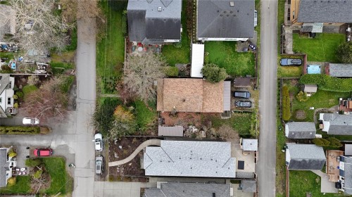 9616 Sixth St, Sidney, BC 