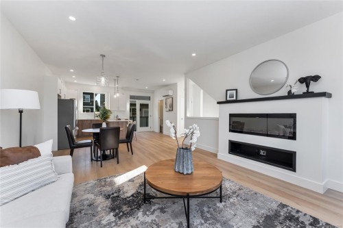 903 Vine Crt, Langford, BC 