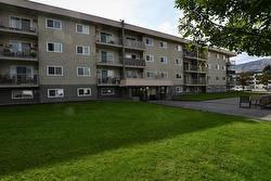406-130 Skaha Place  Penticton, BC V2A 7J6