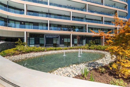 1006-2000 Hannington Rd, Langford, BC - Outdoor With Balcony