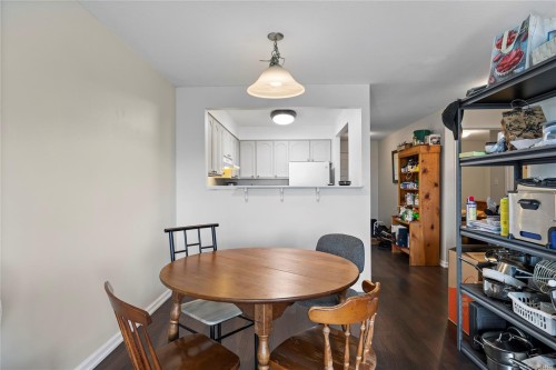 209-30 Cavan St, Nanaimo, BC - Indoor Photo Showing Dining Room