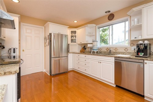 2350 Setchfield Ave, Langford, BC 