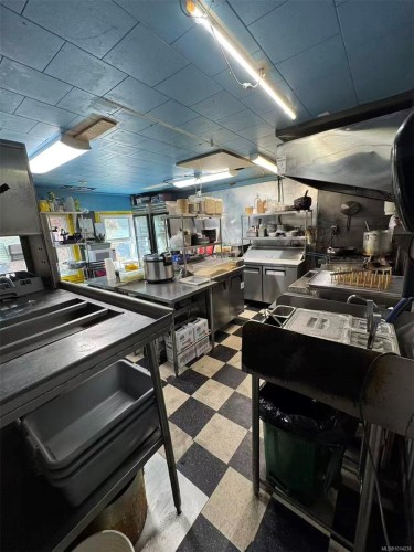 1008 Blanshard St, Victoria, BC 