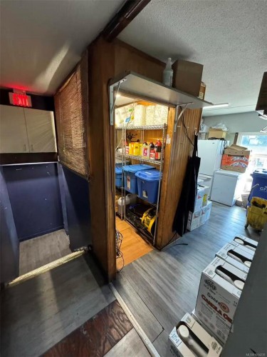 1008 Blanshard St, Victoria, BC 